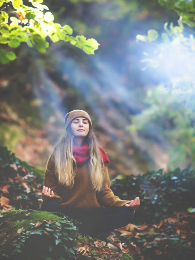 7 Surprising Benefits of Morning Meditation